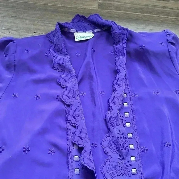 J.J. Greenwood | Vintage purple eyelet lace trim short sleeve  button up - Picture 5 of 12